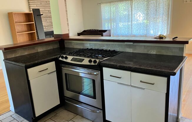 3607 E Morningside Drive