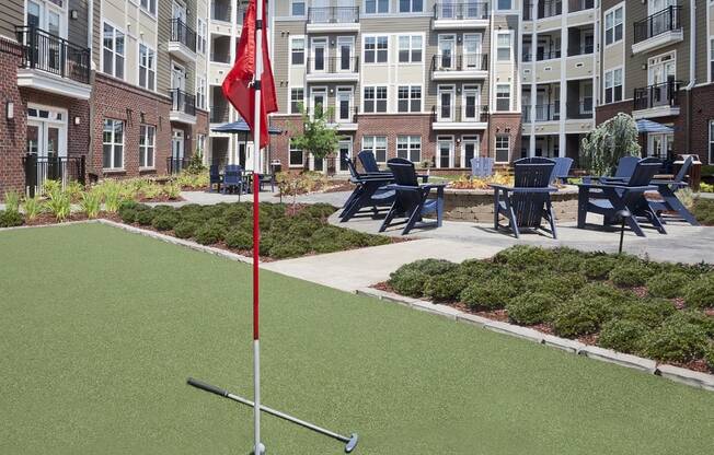 Raleigh, NC Apartments on the Greenway - Marshall Park Courtyard with outdoor putting green