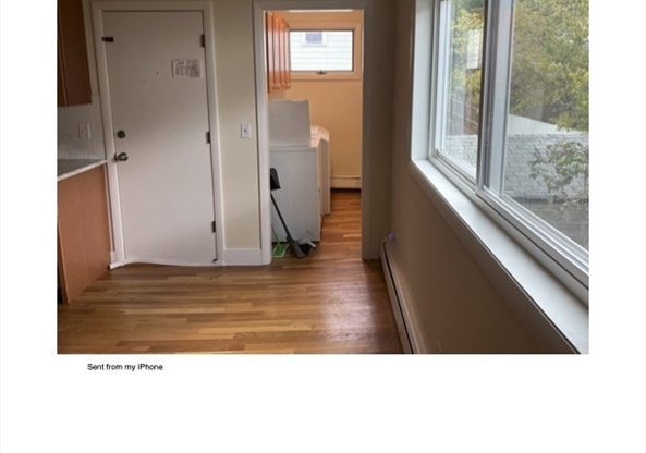 3 beds, 1 bath, 999 sqft, $3,000, Unit 2