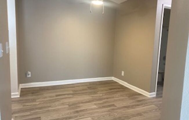 2 beds, 2 baths, 855 sqft, $2,395, Unit 1775 - 296