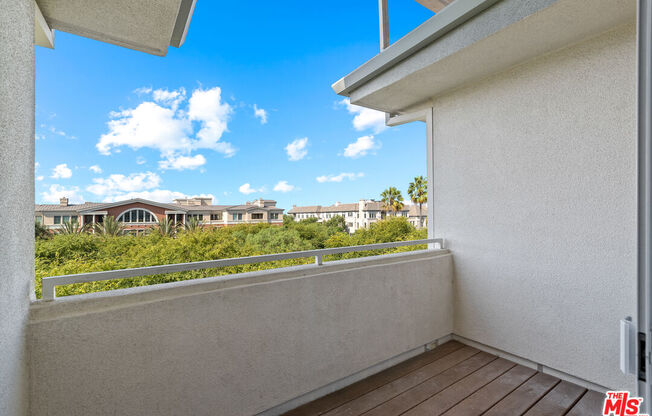 1 bed, 2 baths, 1,149 sqft, $3,750, Unit 438