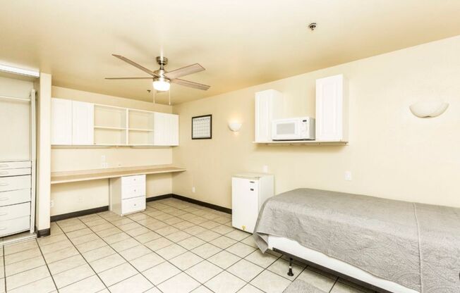 1 bed, 1 bath, $800