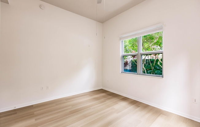 3 beds, 2 baths, 1,355 sqft, $3,995