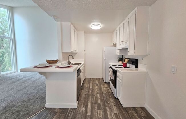 1 bed, 1 bath, 744 sqft, $1,795, Unit 2109-05