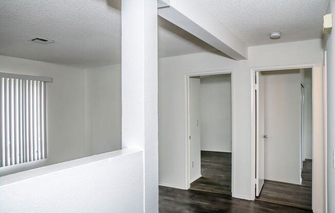 3 beds, 2 baths, 1,375 sqft, $2,695, Unit 1349-G