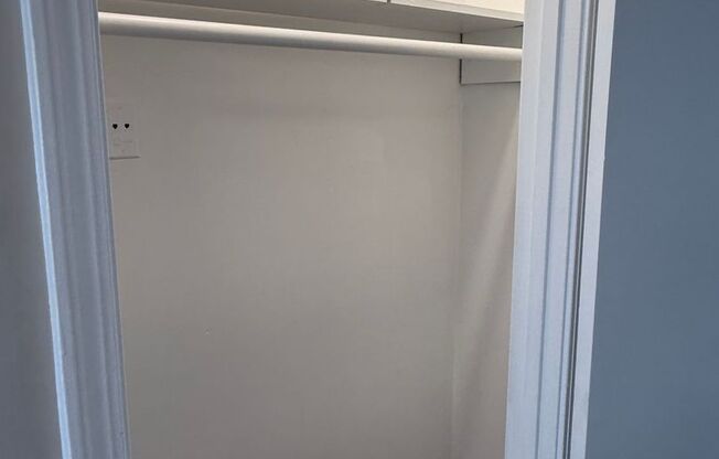 1 bed, 1 bath, 600 sqft, $1,190, Unit C1