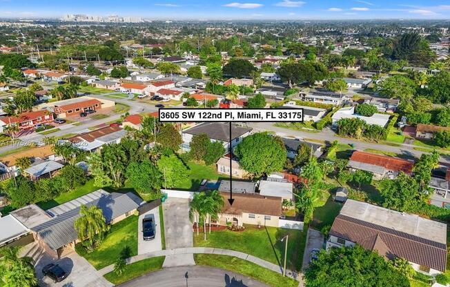 3605 SW 122 PL