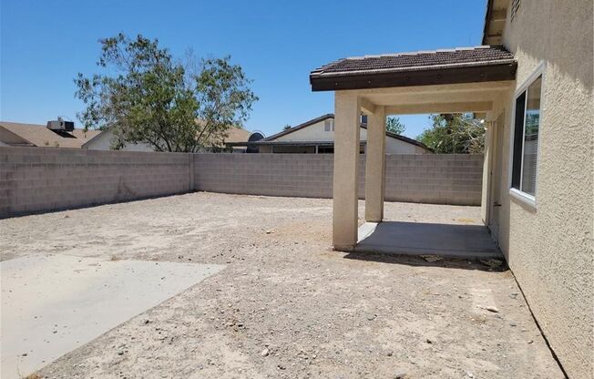 Charming Single-Story Cul-De-Sac Home | Vaulted Ceilings, Spacious Yard & Pet-Friendly!