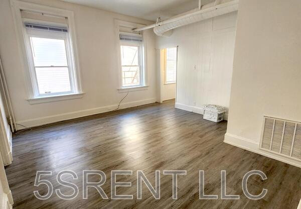 1048 MARSHALL AVE