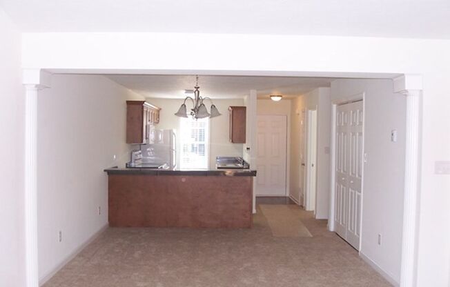 Nice Townhome Close to Medical Facilities and Schools