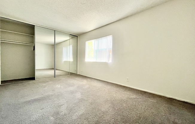 2 beds, 1 bath, $1,695