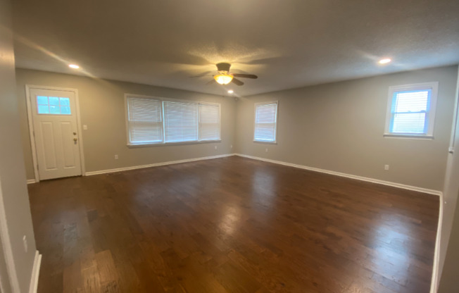 1705 TOLL GATE RD