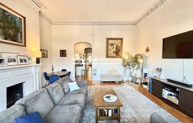 140 Beacon St Apt 1A