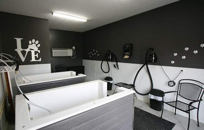 Pet Spaat Hayden Lofts Apartments, Dublin, OH, 43016