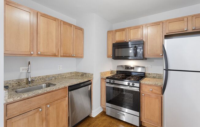 2 beds, 2 baths, 662 sqft, $2,150, Unit 306