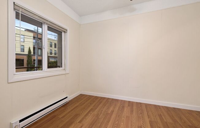 1 bed, 1 bath, 334 sqft, $1,395, Unit 302