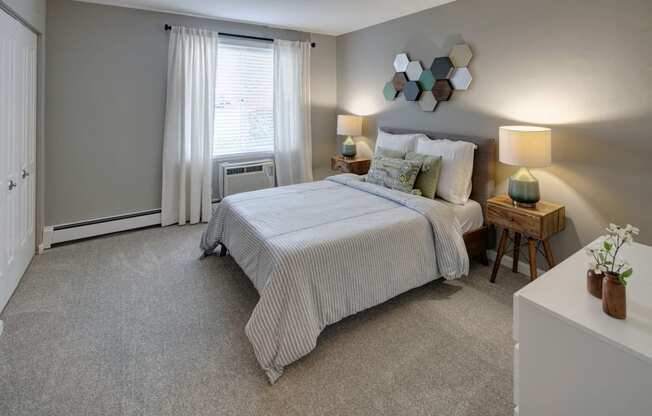 Apartment Master Bedroom at Carol Stream Crossing, Carol Stream, Illinois