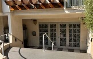 3 Bedroom, 2 1/2 Bathroom Hollywood Condominium For Lease! Ready for Move-In!