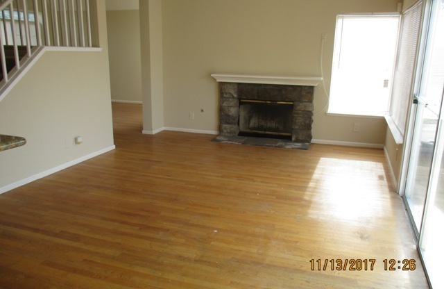 Two Story Home in Vallejo, CA Near the Fairgrounds...