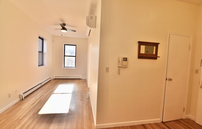 Studio, 1 bath, $2,083, Unit 5A