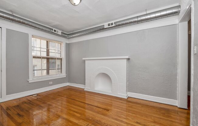 2 beds, 1 bath, 1,000 sqft, $1,554, Unit 4238 - 2W