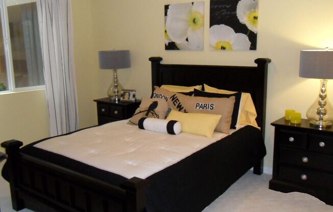 3 beds, 2.5 baths, 1,576 sqft, $3,700, Unit 8700-302