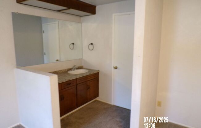 099-03 - 1733-1735 NW Grant Ave. Corvallis, OR 97330