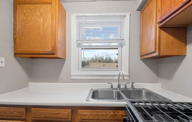 Stunning, Fully Renovated 2-Bedroom Duplex in McKeesport, PA – A Must-See!