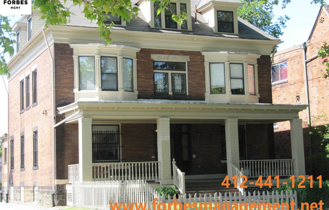 4821 Centre Avenue
