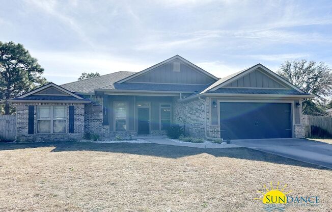 Stunning 4 Bedroom Navarre Home!