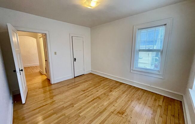 1 bed, 1 bath, $1,025, Unit 102