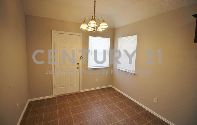 Lovely 3/2/2 in Mesquite Ready for Move-In!