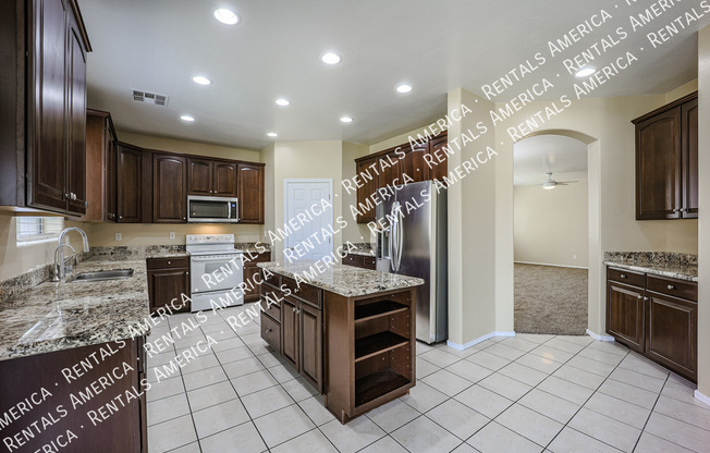 6846 W ST CHARLES AVE