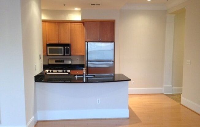 2 beds, 2 baths, 855 sqft, $5,295, Unit 503