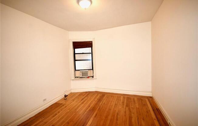 510 W 123 ST