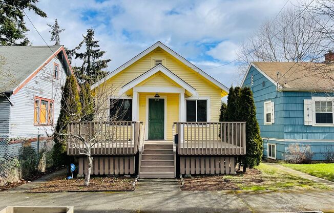 Renovated Craftsman Bungalow in Quiet Beacon Hill!