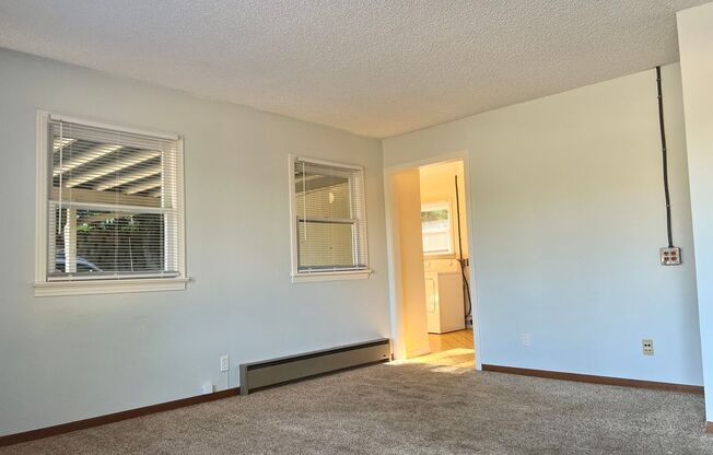 2 bedroom home located in Burien