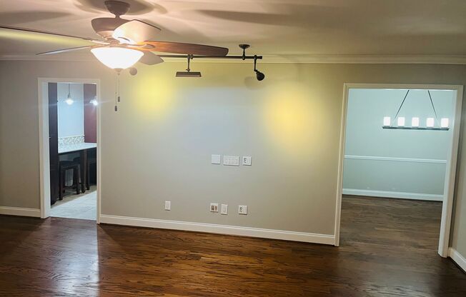 Stunning 4 bedroom, 3 bathroom home available in Acworth! Must see!