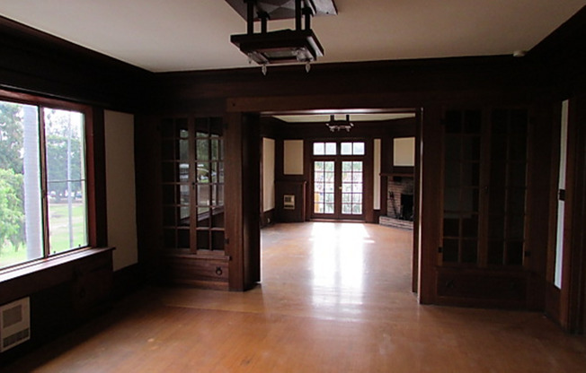 The Palomar Apartments