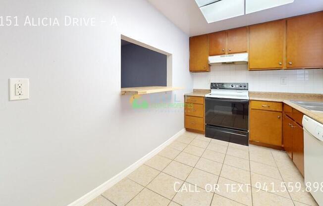 2151 ALICIA DR