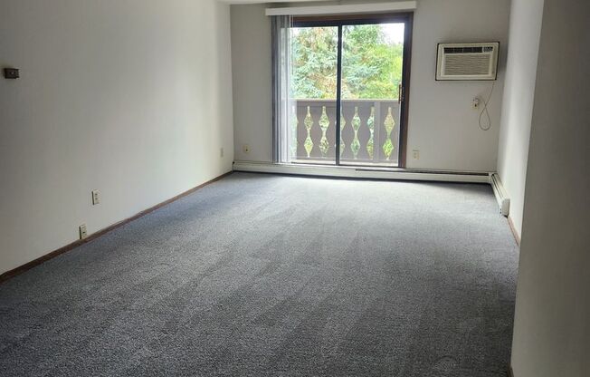 Whytecliffe Apartments