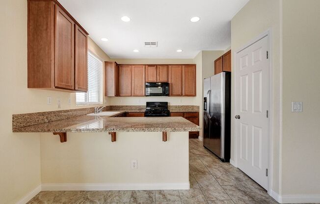 Immaculate 3 bedroom+ den!