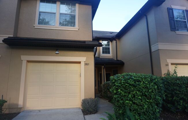 3 Bedroom 2.5 Bathroom Townhome Near Mill Cove