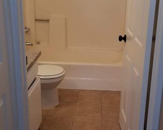 1 bed, 2 baths, 758 sqft, $2,000, Unit # 324