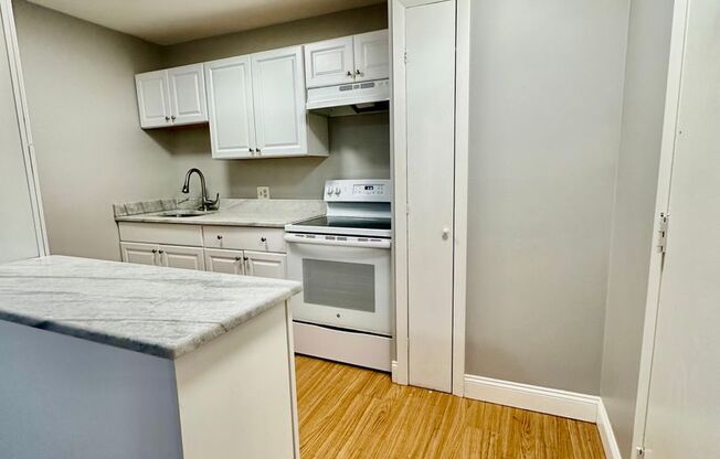 575 N Main St/ 33 Prospect St