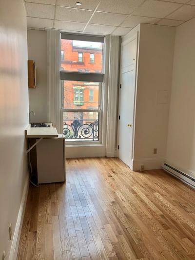 Studio, 1 bath, $2,095, Unit 7