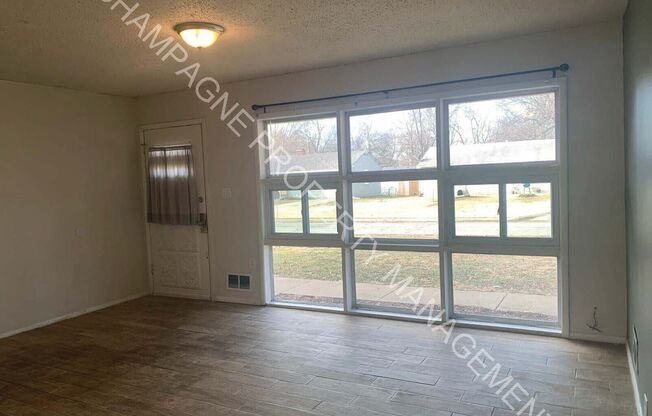 3 beds, 1 bath, $1,300