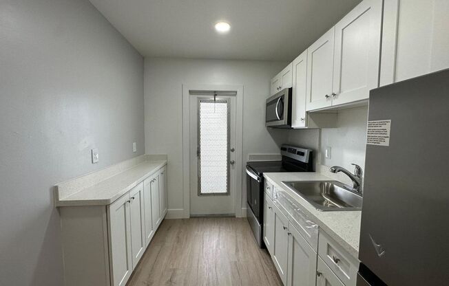 Seagrape Two Apartments LLC