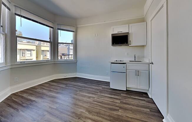 Gallery Photo 5