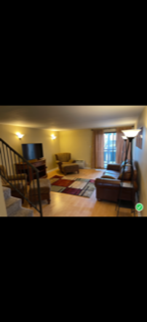 2 beds, 1 bath, $1,750, Unit 208